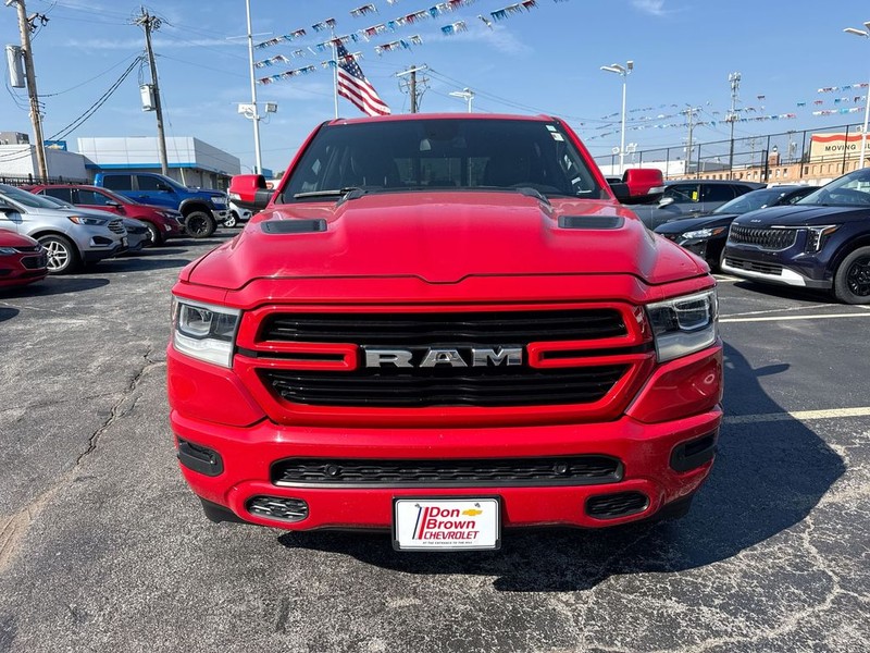 Ram 1500 Vehicle Full-screen Gallery Image 35