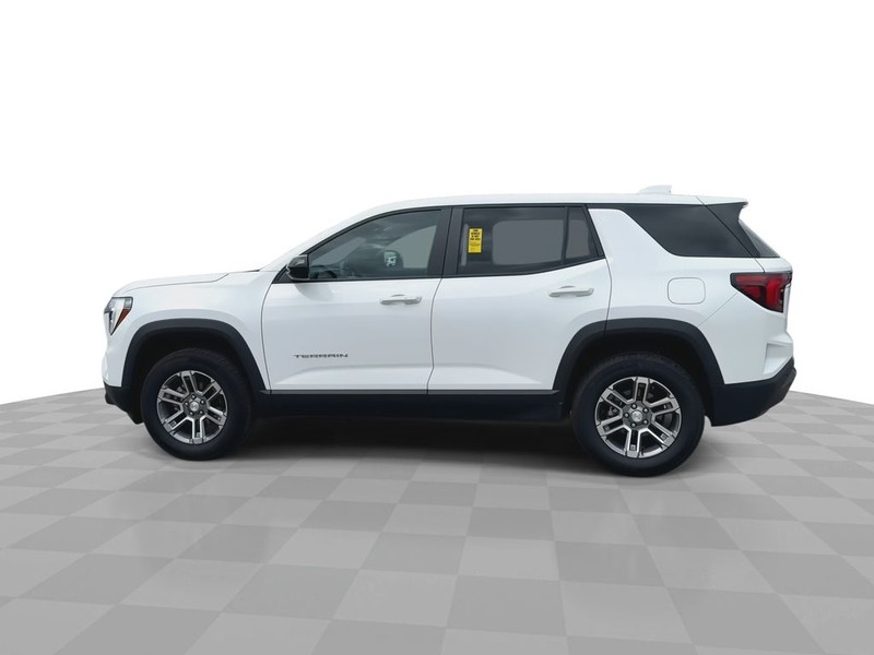 GMC Terrain Vehicle Full-screen Gallery Image 7