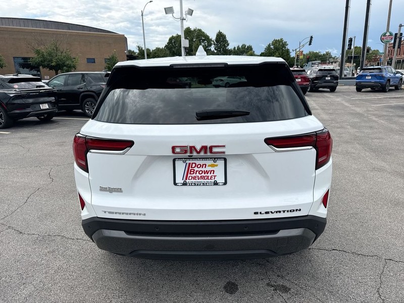 GMC Terrain Vehicle Full-screen Gallery Image 31
