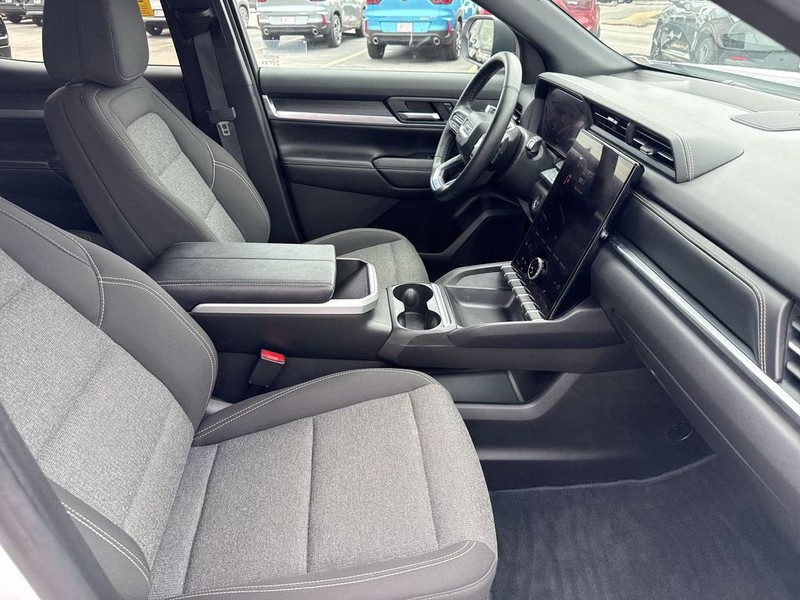 GMC Terrain Vehicle Full-screen Gallery Image 33