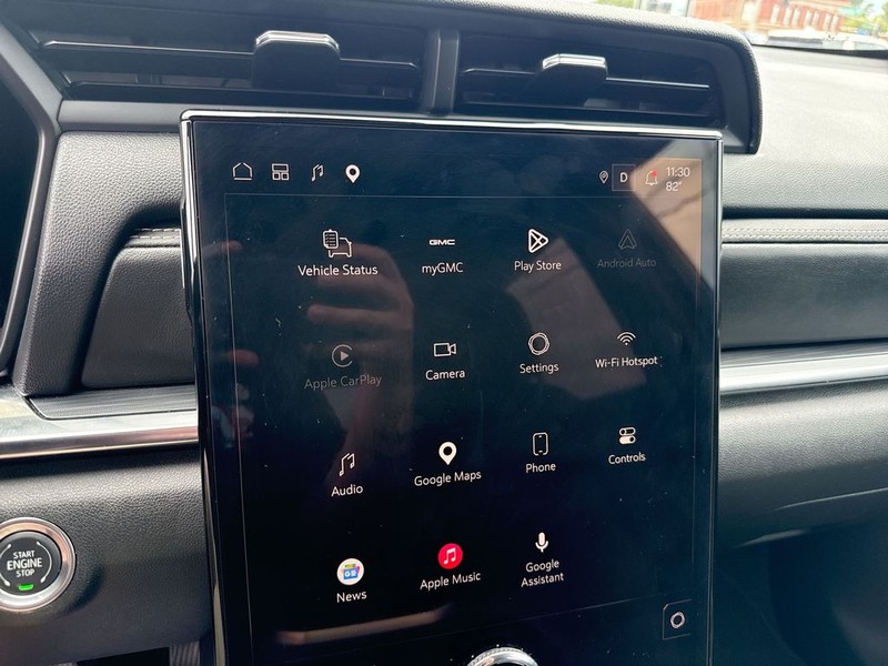 GMC Terrain Vehicle Full-screen Gallery Image 20