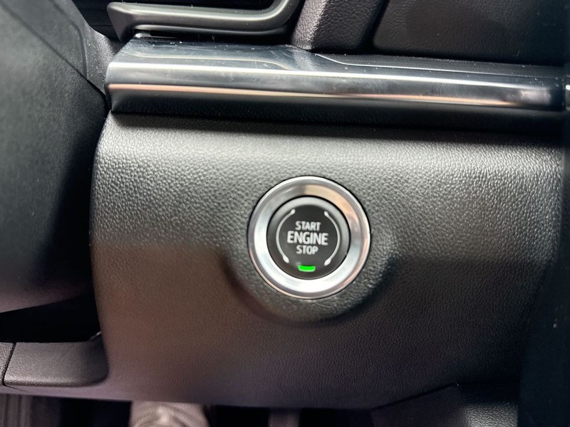 GMC Terrain Vehicle Full-screen Gallery Image 23
