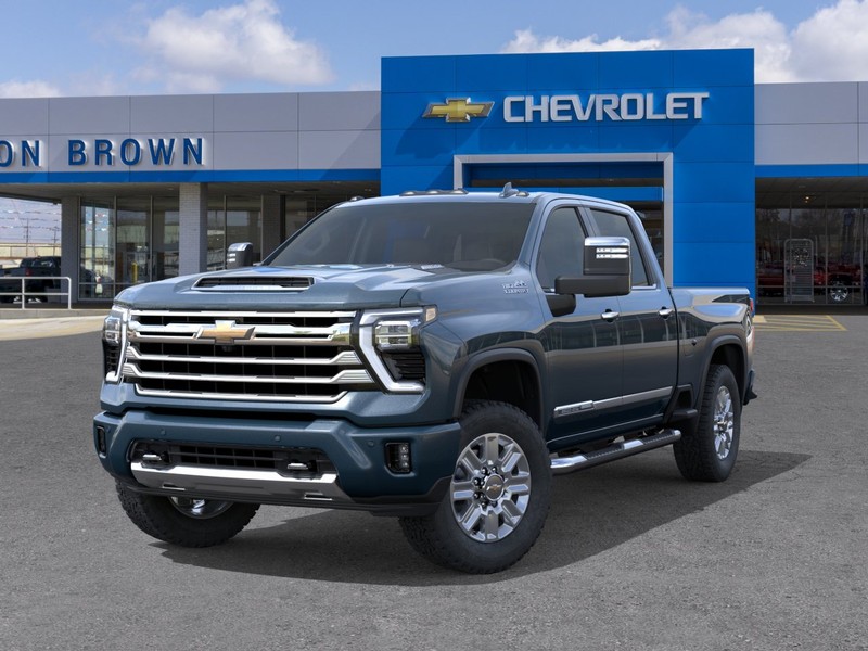 Chevrolet Silverado 3500 HD Vehicle Full-screen Gallery Image 6