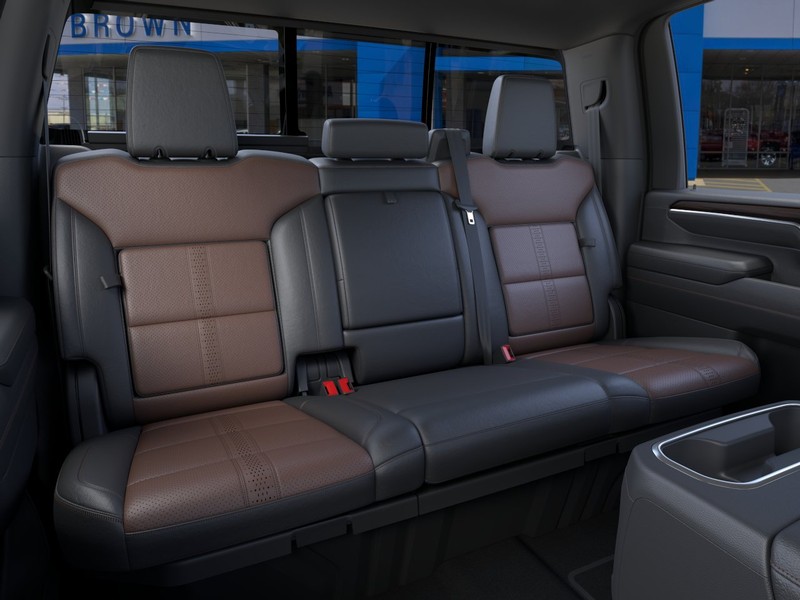 Chevrolet Silverado 3500 HD Vehicle Full-screen Gallery Image 17