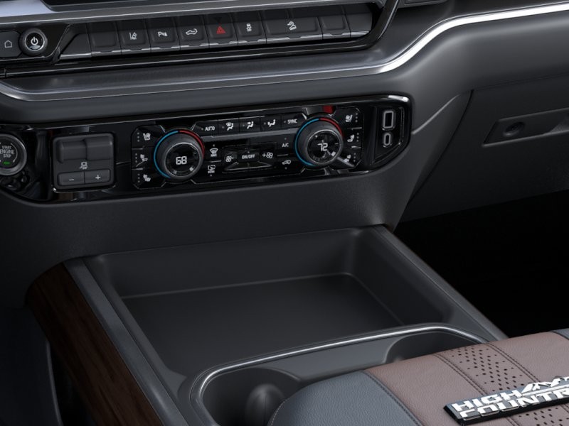 Chevrolet Silverado 3500 HD Vehicle Full-screen Gallery Image 23