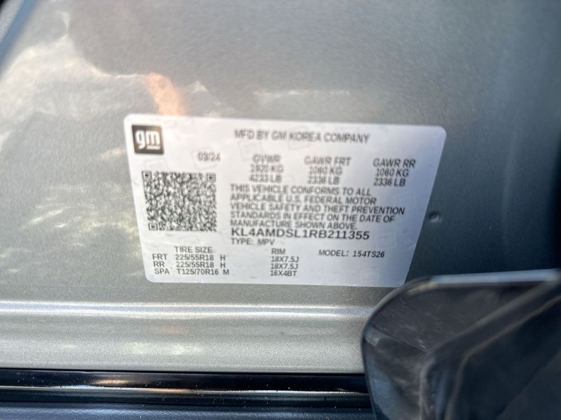 Buick Encore GX Vehicle Full-screen Gallery Image 37