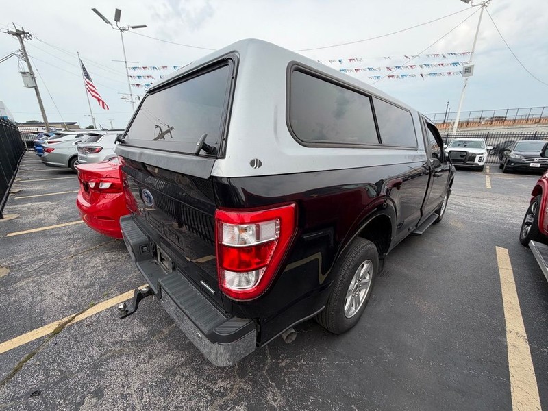 Ford F-150 Vehicle Full-screen Gallery Image 6