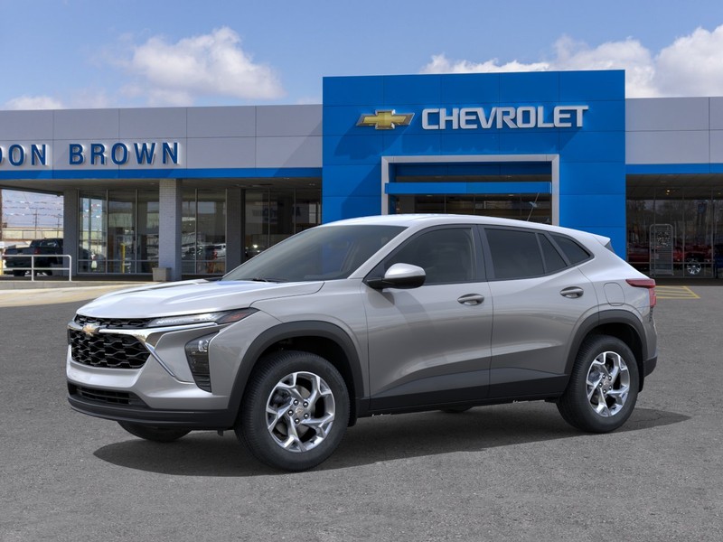 Chevrolet Trax Vehicle Full-screen Gallery Image 2
