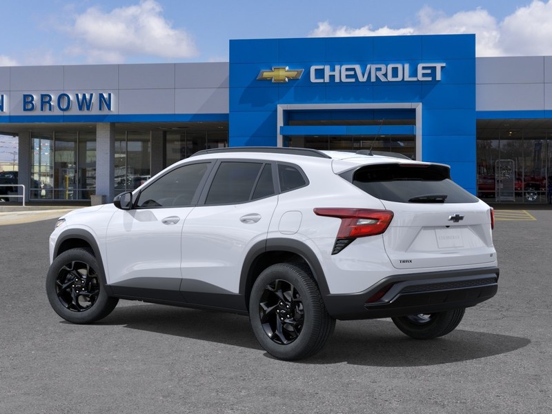 Chevrolet Trax Vehicle Full-screen Gallery Image 3