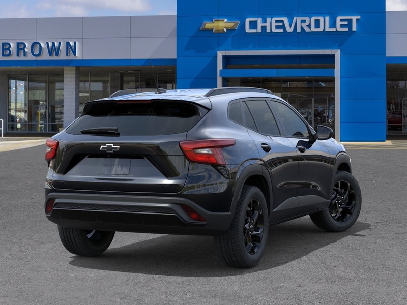 Chevrolet Trax Vehicle Full-screen Gallery Image 4