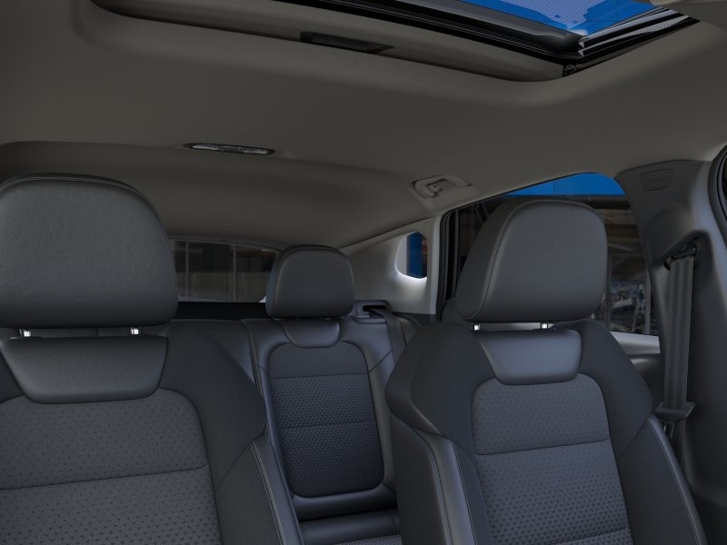 Chevrolet Trax Vehicle Full-screen Gallery Image 24
