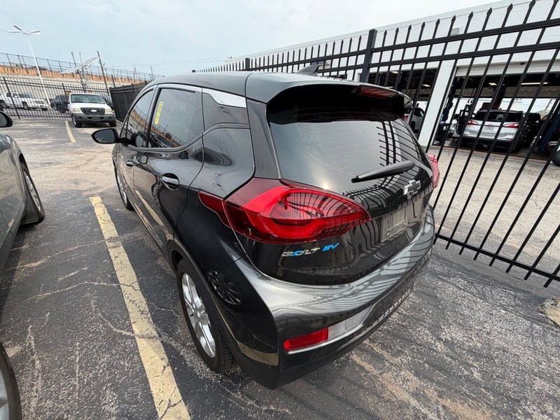 Chevrolet Bolt EV Vehicle Full-screen Gallery Image 4