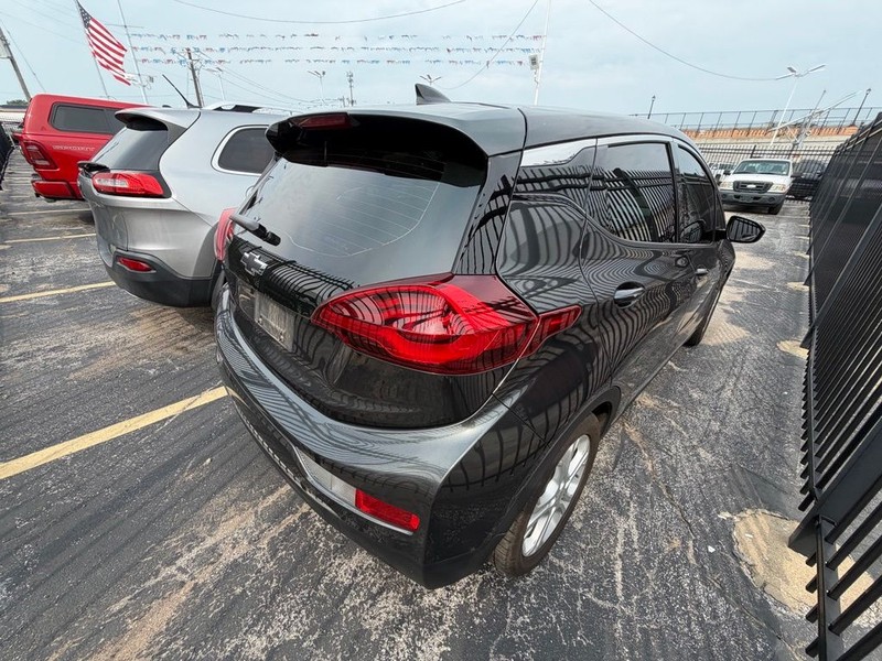 Chevrolet Bolt EV Vehicle Full-screen Gallery Image 6