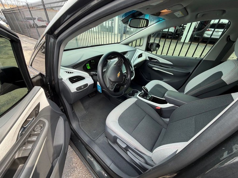 Chevrolet Bolt EV Vehicle Full-screen Gallery Image 7
