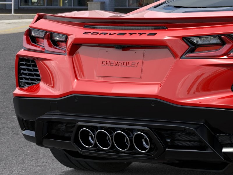 Chevrolet Corvette Stingray Vehicle Full-screen Gallery Image 14