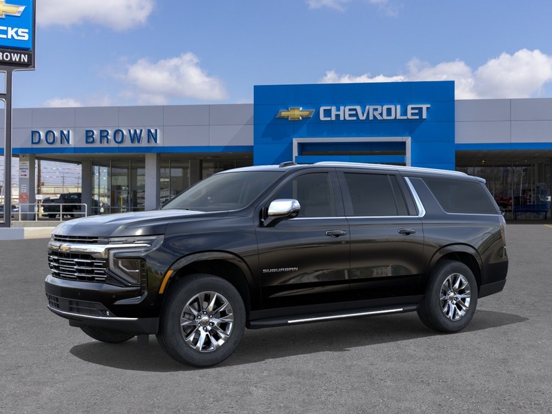 Chevrolet Suburban Vehicle Full-screen Gallery Image 2