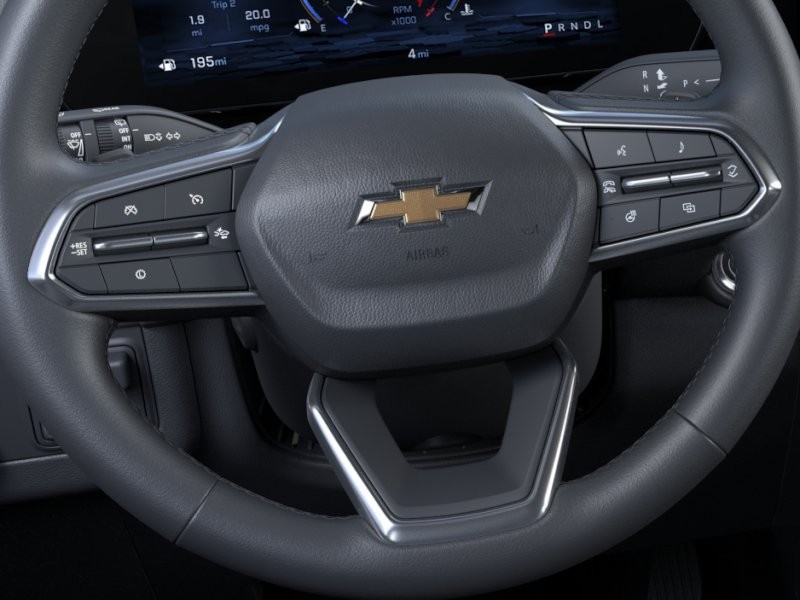 Chevrolet Suburban Vehicle Full-screen Gallery Image 19