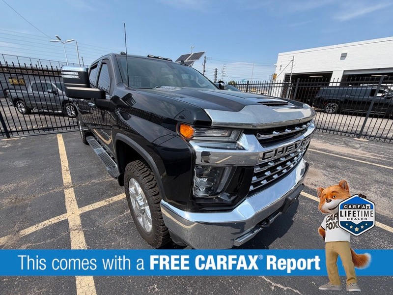 Chevrolet Silverado 2500HD Vehicle Full-screen Gallery Image 3