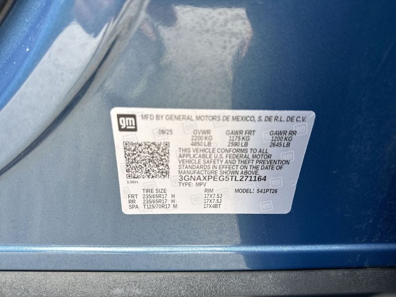 Chevrolet Equinox Vehicle Full-screen Gallery Image 37