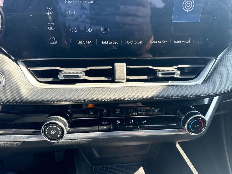 Chevrolet Equinox Vehicle Full-screen Gallery Image 44