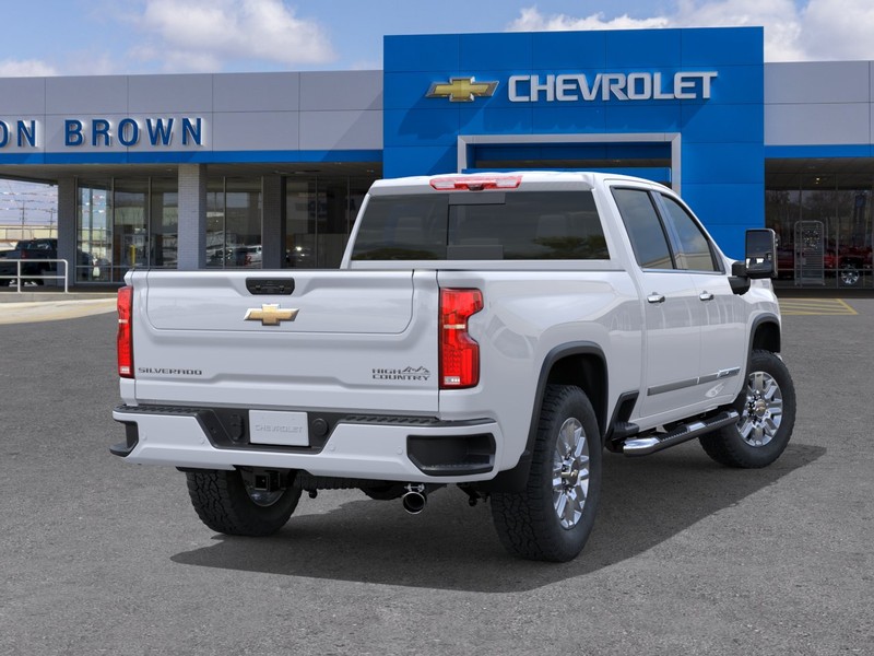 Chevrolet Silverado 3500 HD Vehicle Full-screen Gallery Image 4
