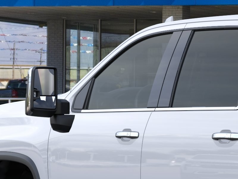 Chevrolet Silverado 3500 HD Vehicle Full-screen Gallery Image 12
