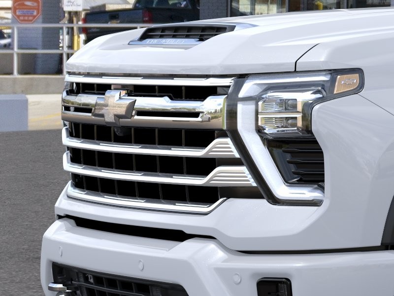 Chevrolet Silverado 3500 HD Vehicle Full-screen Gallery Image 13