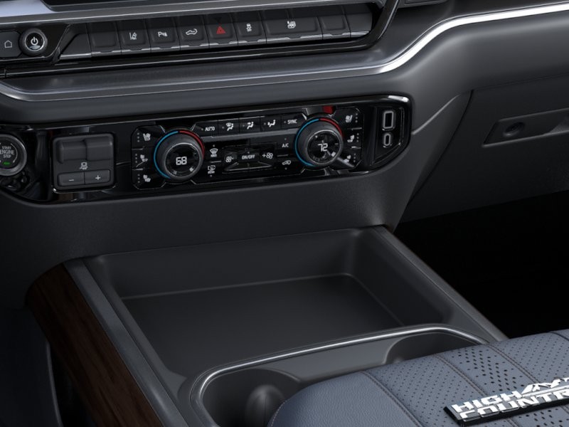 Chevrolet Silverado 3500 HD Vehicle Full-screen Gallery Image 23