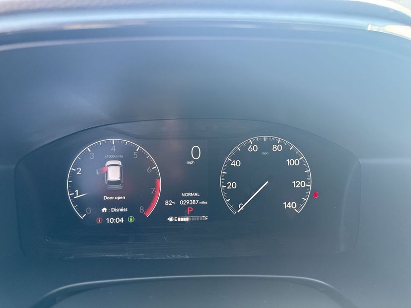 Honda CR-V Vehicle Full-screen Gallery Image 19