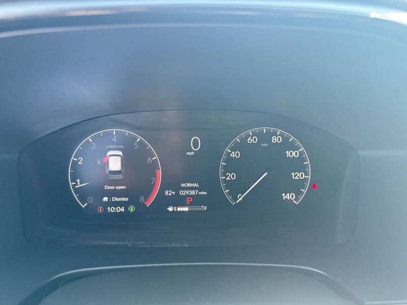 Honda CR-V Vehicle Full-screen Gallery Image 20