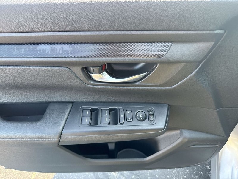 Honda CR-V Vehicle Full-screen Gallery Image 27