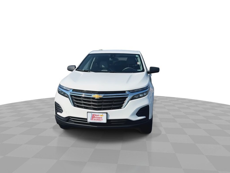 Chevrolet Equinox Vehicle Full-screen Gallery Image 03