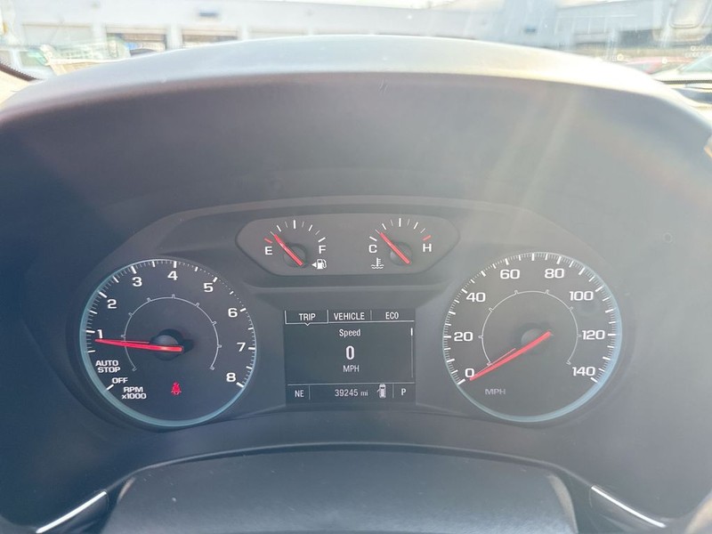 Chevrolet Equinox Vehicle Full-screen Gallery Image 21