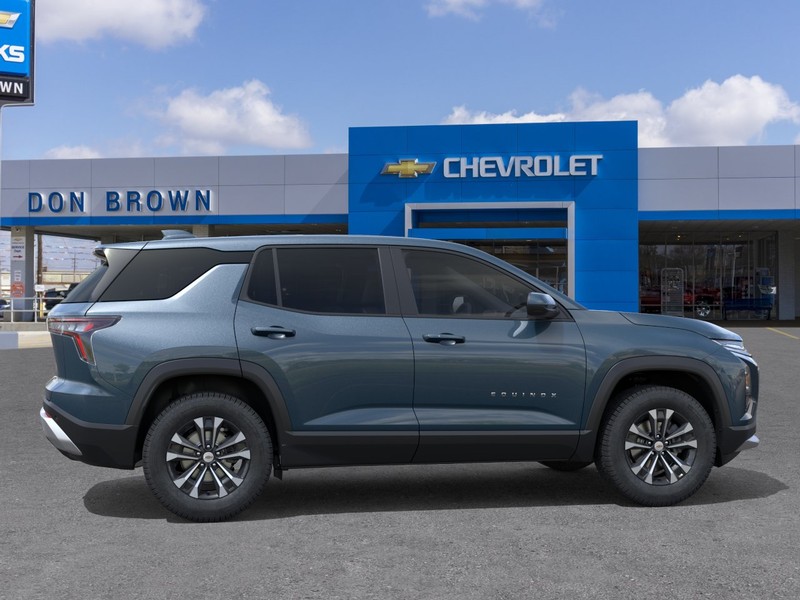 Chevrolet Equinox Vehicle Full-screen Gallery Image 5