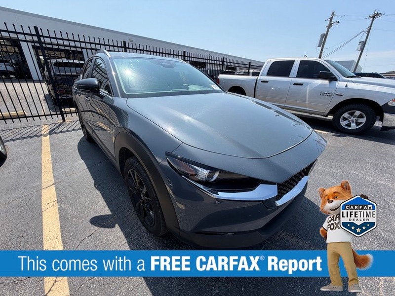 Mazda CX-30 Vehicle Full-screen Gallery Image 3