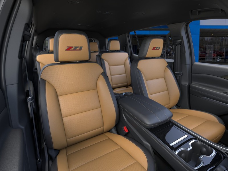 Chevrolet Traverse Vehicle Full-screen Gallery Image 16
