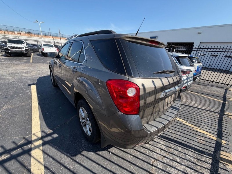 Chevrolet Equinox Vehicle Full-screen Gallery Image 4