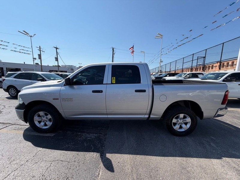 Ram 1500 Vehicle Full-screen Gallery Image 18