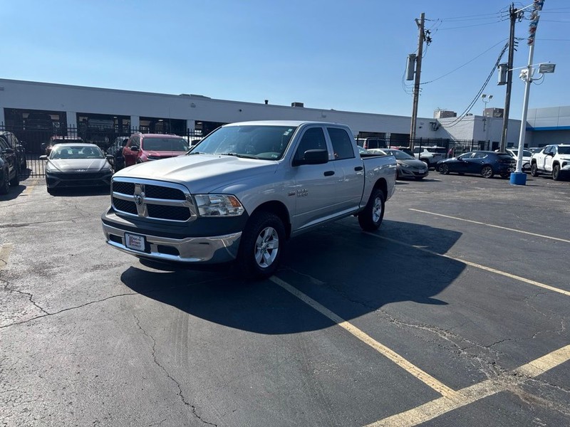 Ram 1500 Vehicle Full-screen Gallery Image 19