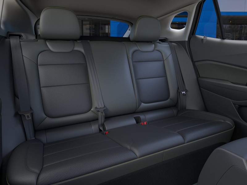 Chevrolet Trax Vehicle Full-screen Gallery Image 17