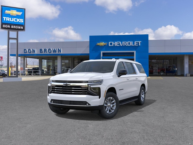 Chevrolet Suburban Vehicle Full-screen Gallery Image 8