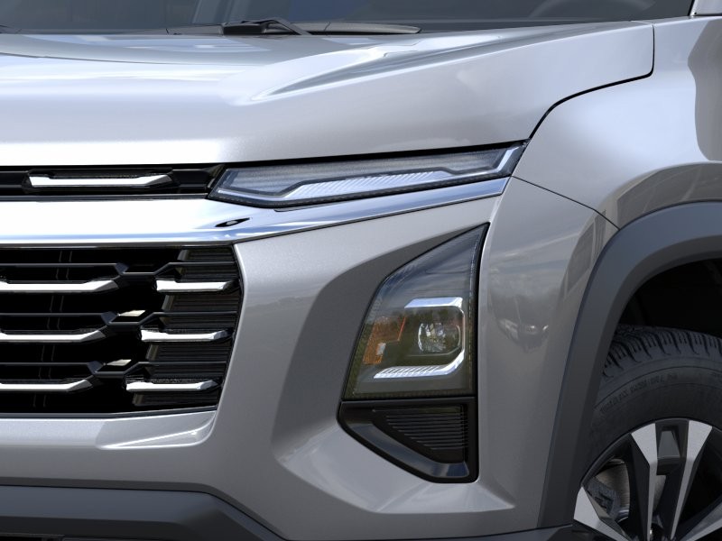 Chevrolet Equinox Vehicle Full-screen Gallery Image 10