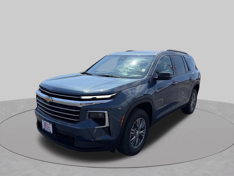 Chevrolet Traverse Vehicle Full-screen Gallery Image 3