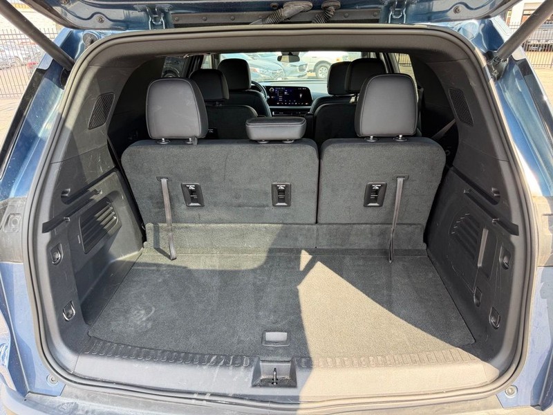 Chevrolet Traverse Vehicle Full-screen Gallery Image 24