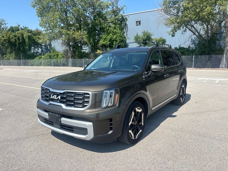 Kia Telluride Vehicle Full-screen Gallery Image 10