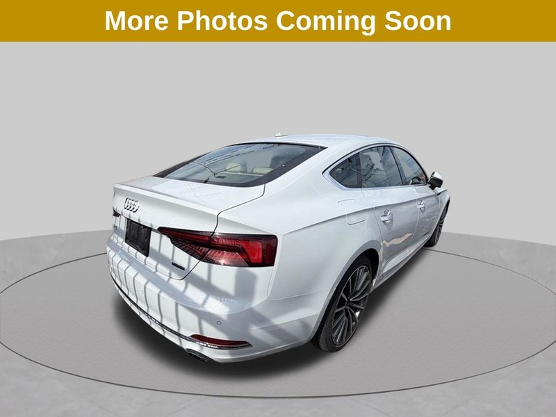 Audi A5 Sportback Vehicle Full-screen Gallery Image 6