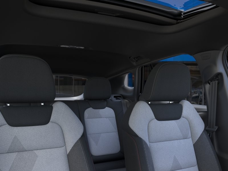 Chevrolet Trax Vehicle Full-screen Gallery Image 24