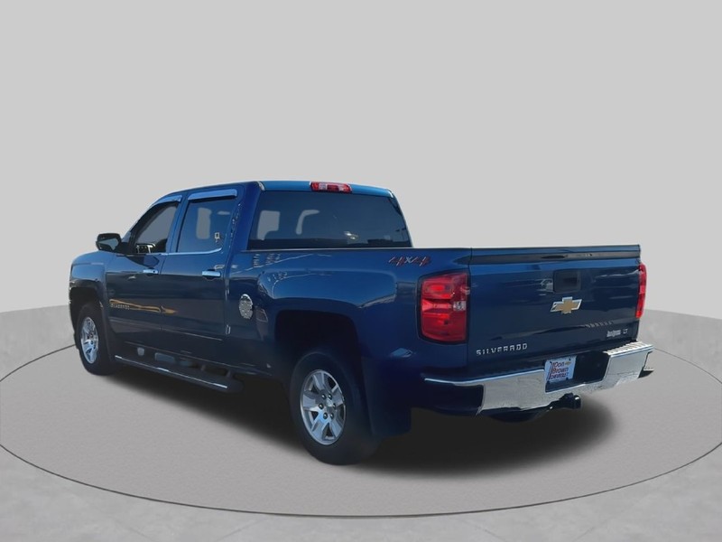 Chevrolet Silverado 1500 Vehicle Full-screen Gallery Image 10
