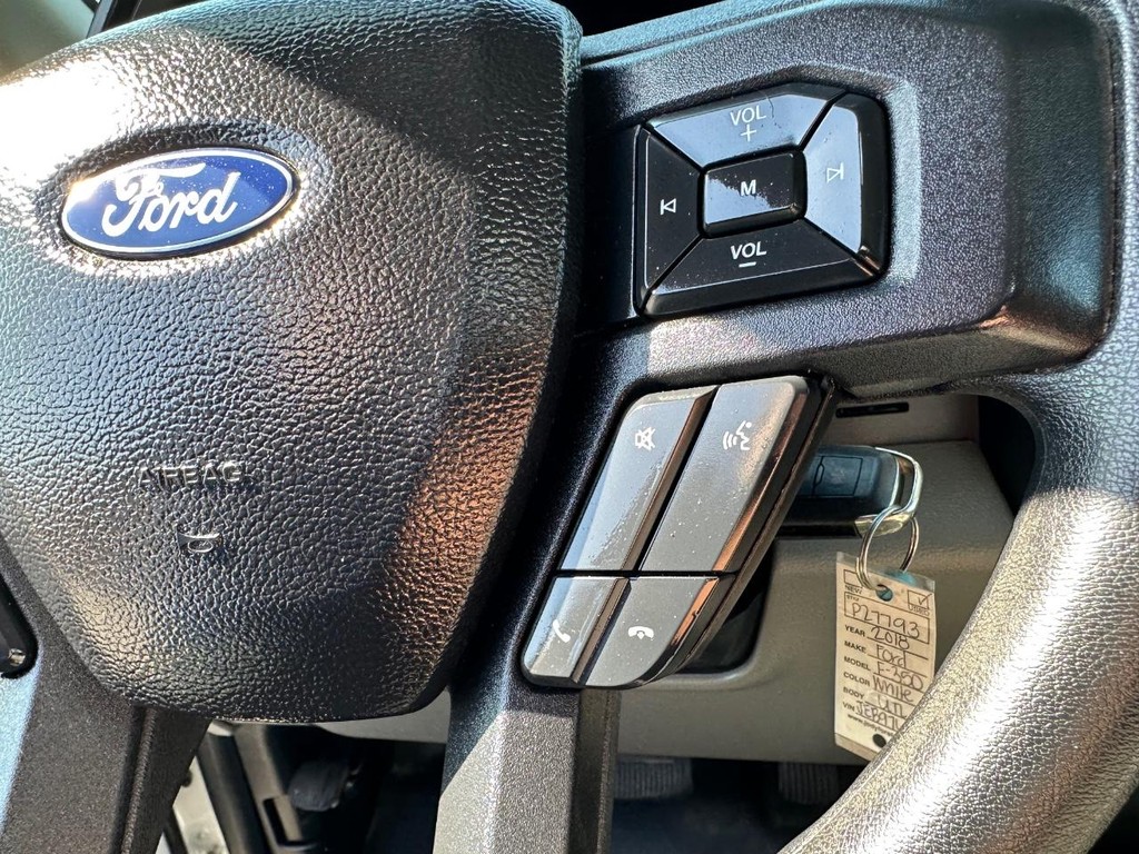 2018 Ford F-350 Utility photo