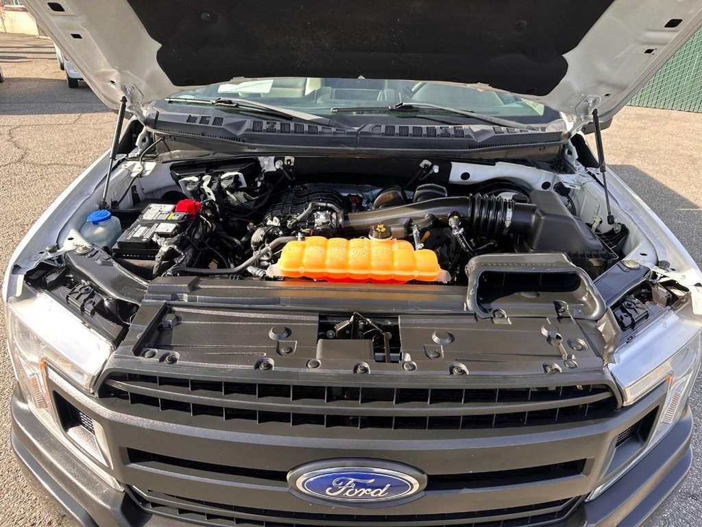 Ford F-150 Vehicle Full-screen Gallery Image 34